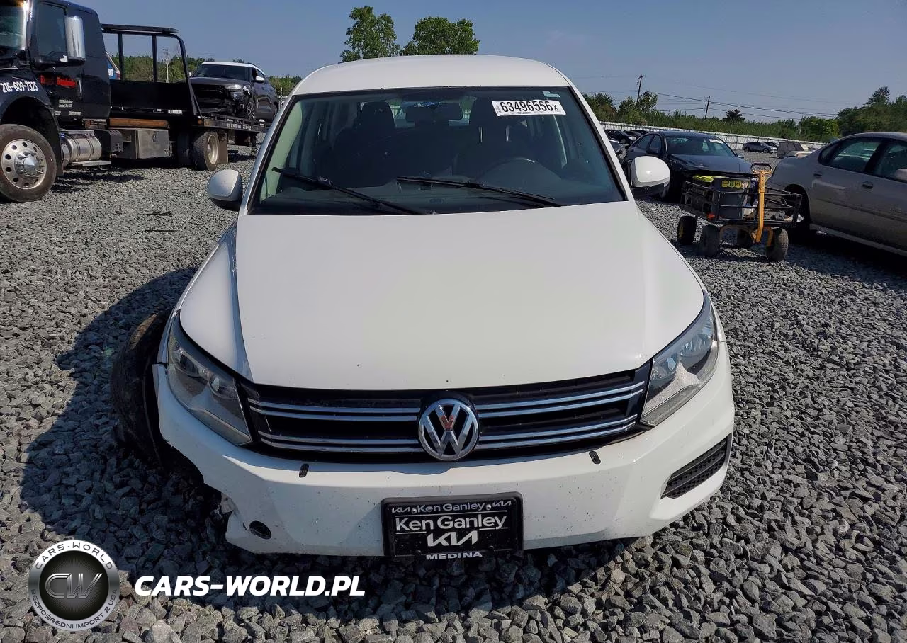 2014 Volkswagen Tiguan S VIN:WVGAV3AX1EW573623 - 5