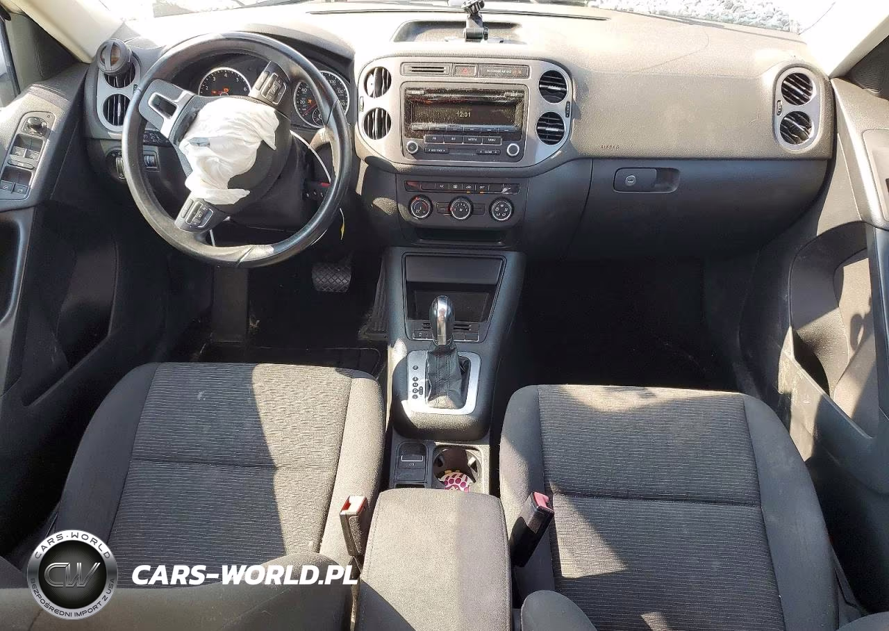 2014 Volkswagen Tiguan S VIN:WVGAV3AX1EW573623 - 8