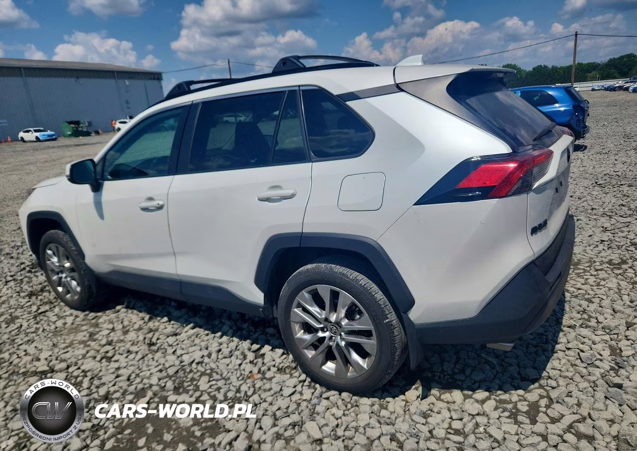2023 Toyota Rav4 Xle Premium VIN:2T3A1RFV1PW357119 - 2