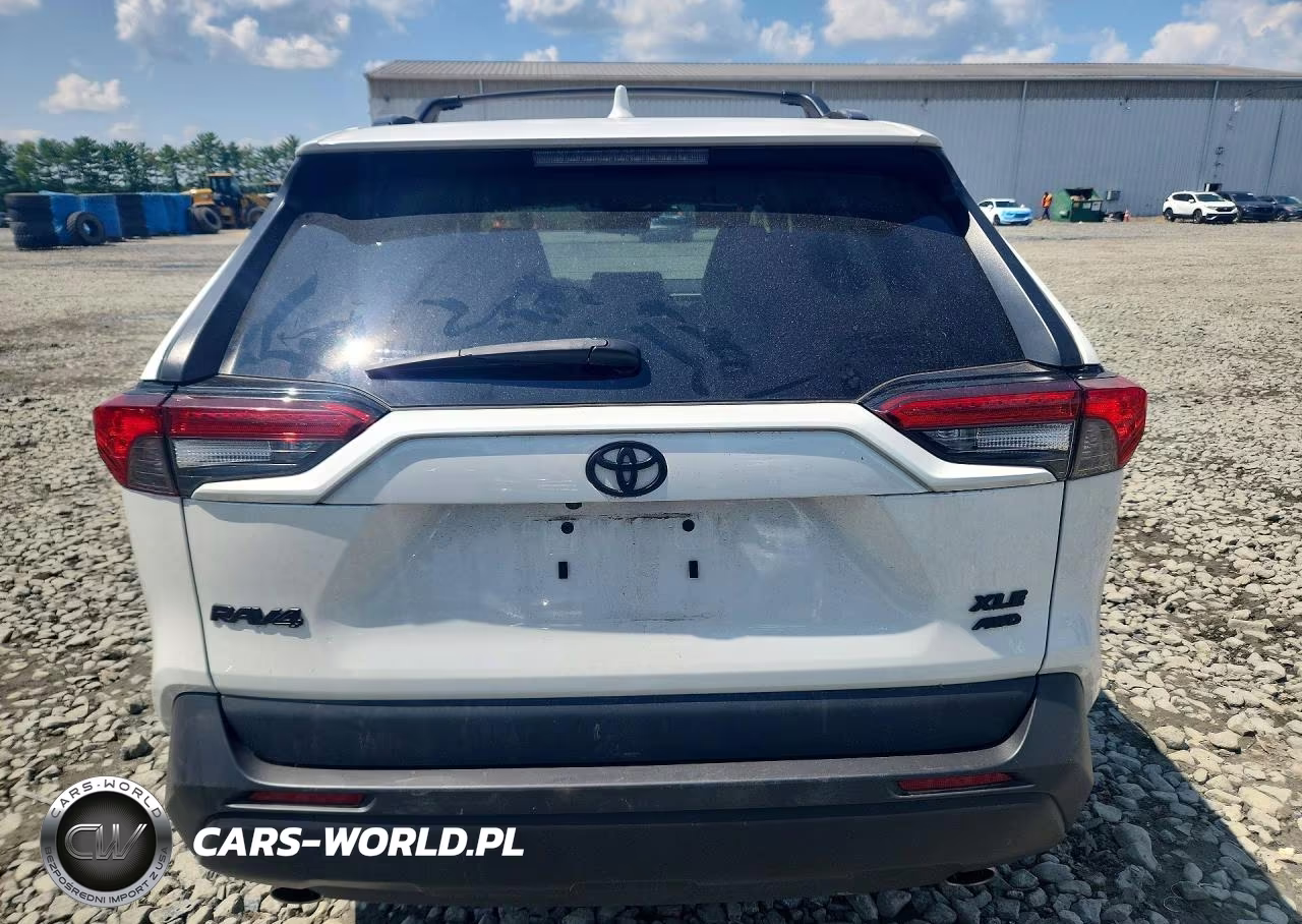 2023 Toyota Rav4 Xle Premium VIN:2T3A1RFV1PW357119 - 6