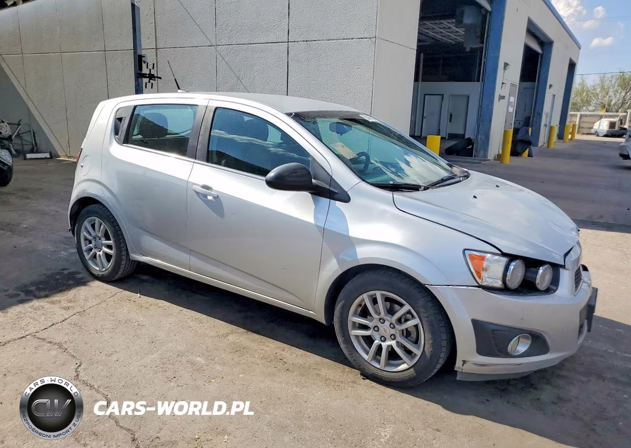 2012 Chevrolet Sonic Lt VIN:1G1JC6SH1C4174943 - 4
