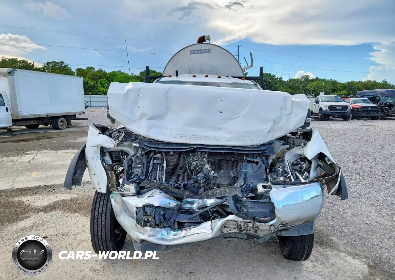 2019 Ford F550 Super Duty VIN:1FDUF5GY9KEE36520 - 5