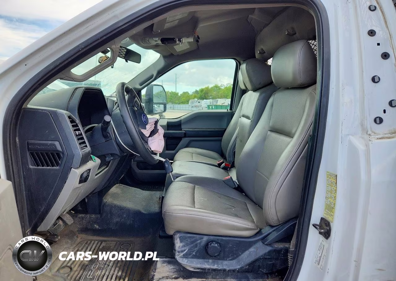 2019 Ford F550 Super Duty VIN:1FDUF5GY9KEE36520 - 7