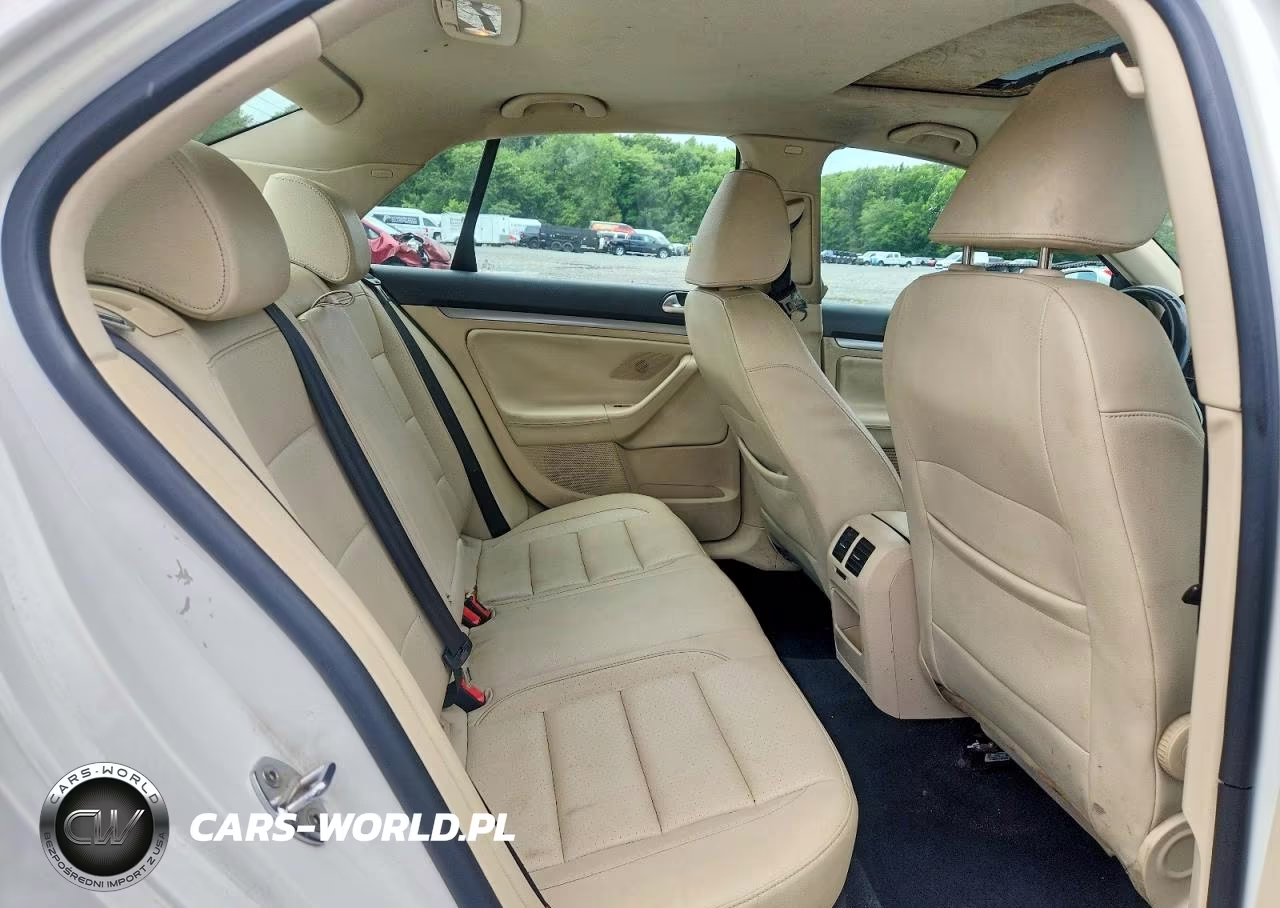 2010 Volkswagen Jetta Se VIN:3VWRZ7AJ7AM144928 - 10