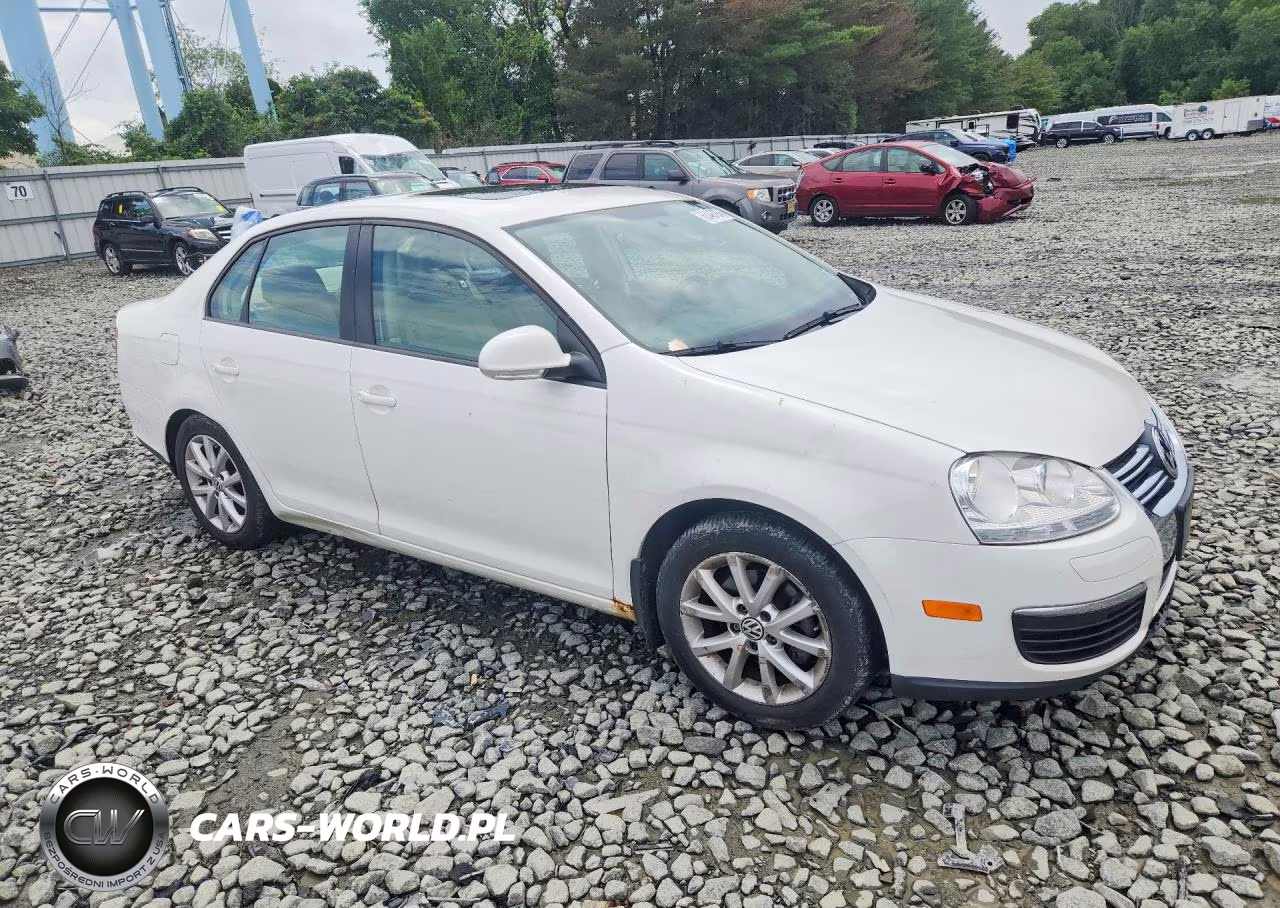 2010 Volkswagen Jetta Se VIN:3VWRZ7AJ7AM144928 - 4