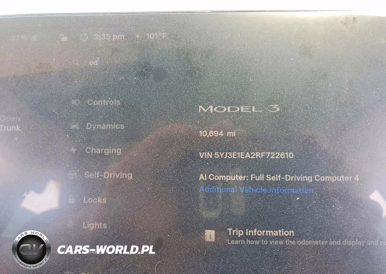 2024 Tesla Model 3 VIN:5YJ3E1EA2RF722610 - 9
