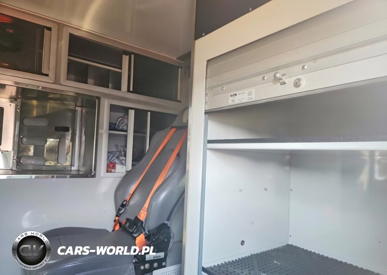 2019 Ford F-550 Chassis Xlt VIN:1FD0X5HT1KEF24556 - 11