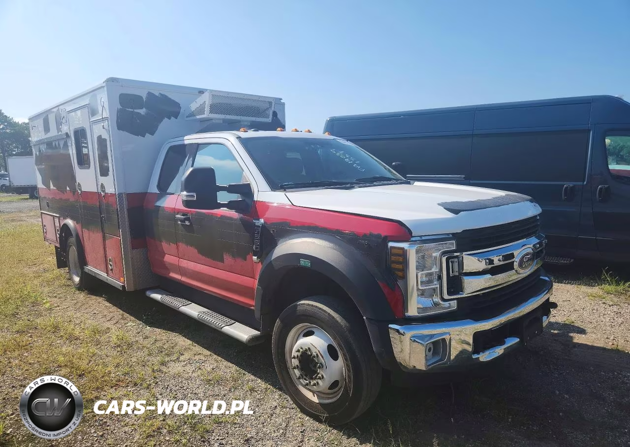2019 Ford F-550 Chassis Xlt VIN:1FD0X5HT1KEF24556 - 4