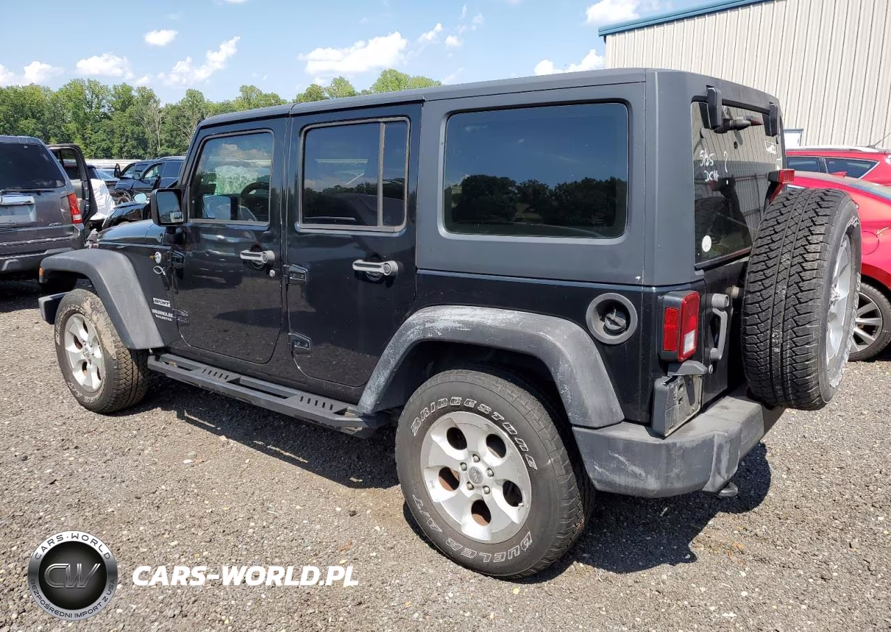 2012 Jeep Wrangler Unlimited Sport VIN:1C4BJWDG6CL220715 - 2