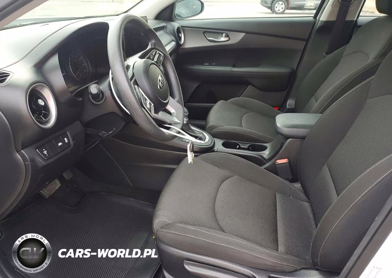 2021 Kia Forte Lxs VIN:3KPF24AD3ME368991 - 7
