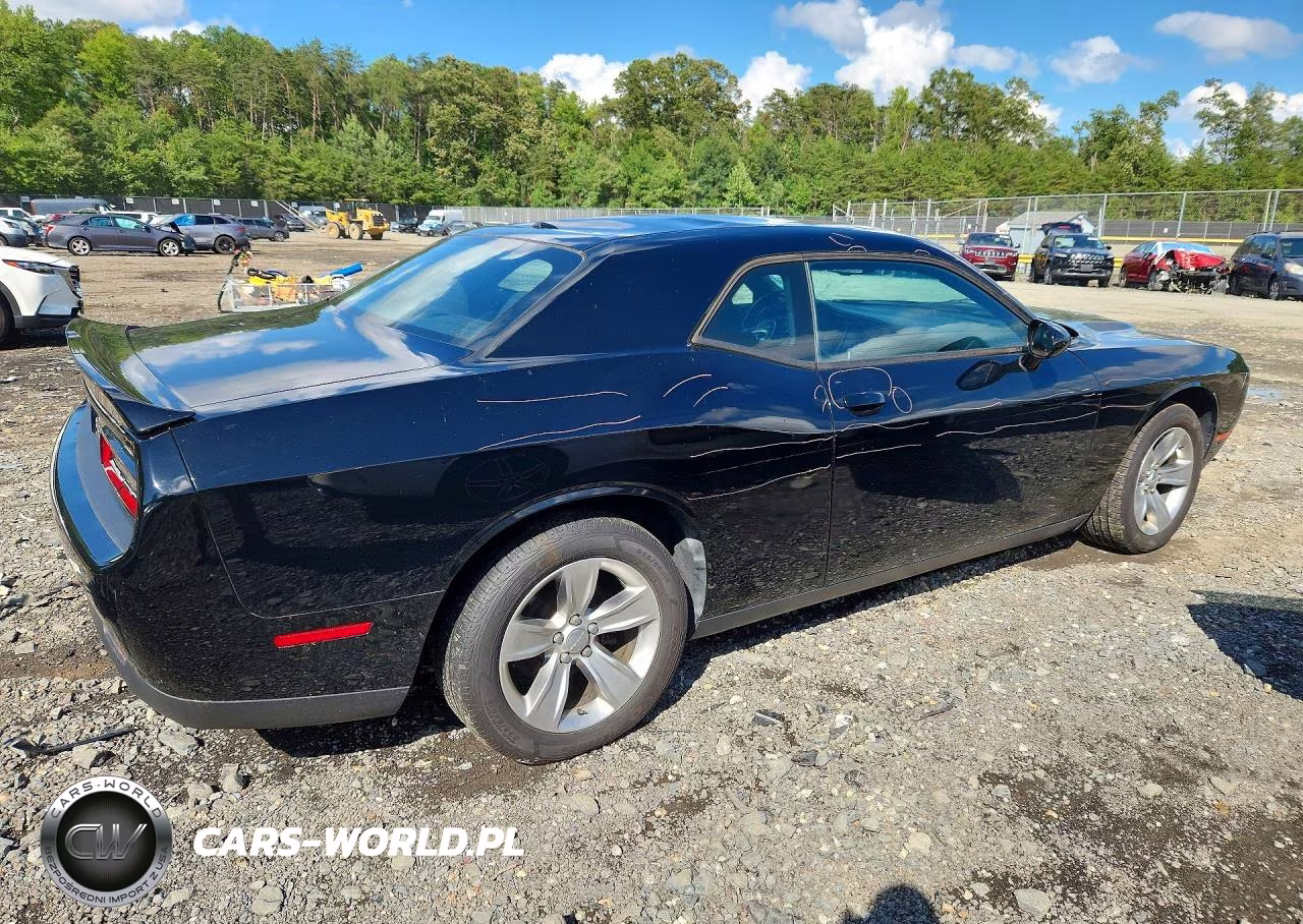 2020 Dodge Challenger Sxt VIN:2C3CDZAG6LH230440 - 3