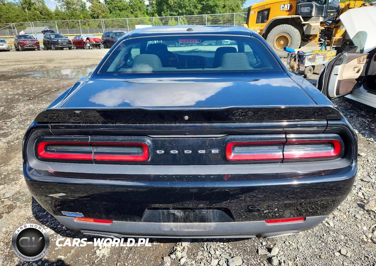 2020 Dodge Challenger Sxt VIN:2C3CDZAG6LH230440 - 6