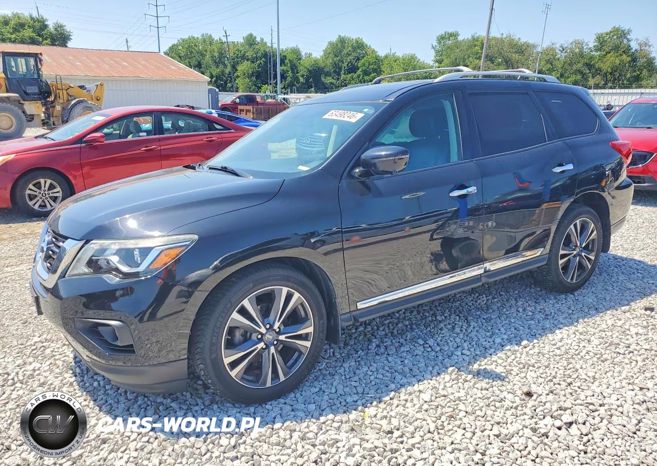 2017 Nissan Pathfinder Platinum – zdjęcie 1 z 13