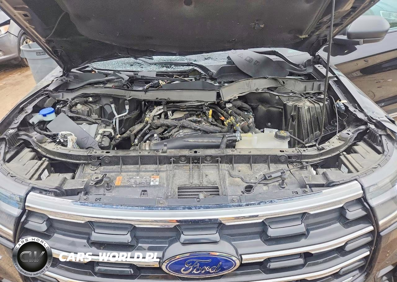 2025 Ford Explorer Active VIN:1FMUK8DH3SGA91846 - 12