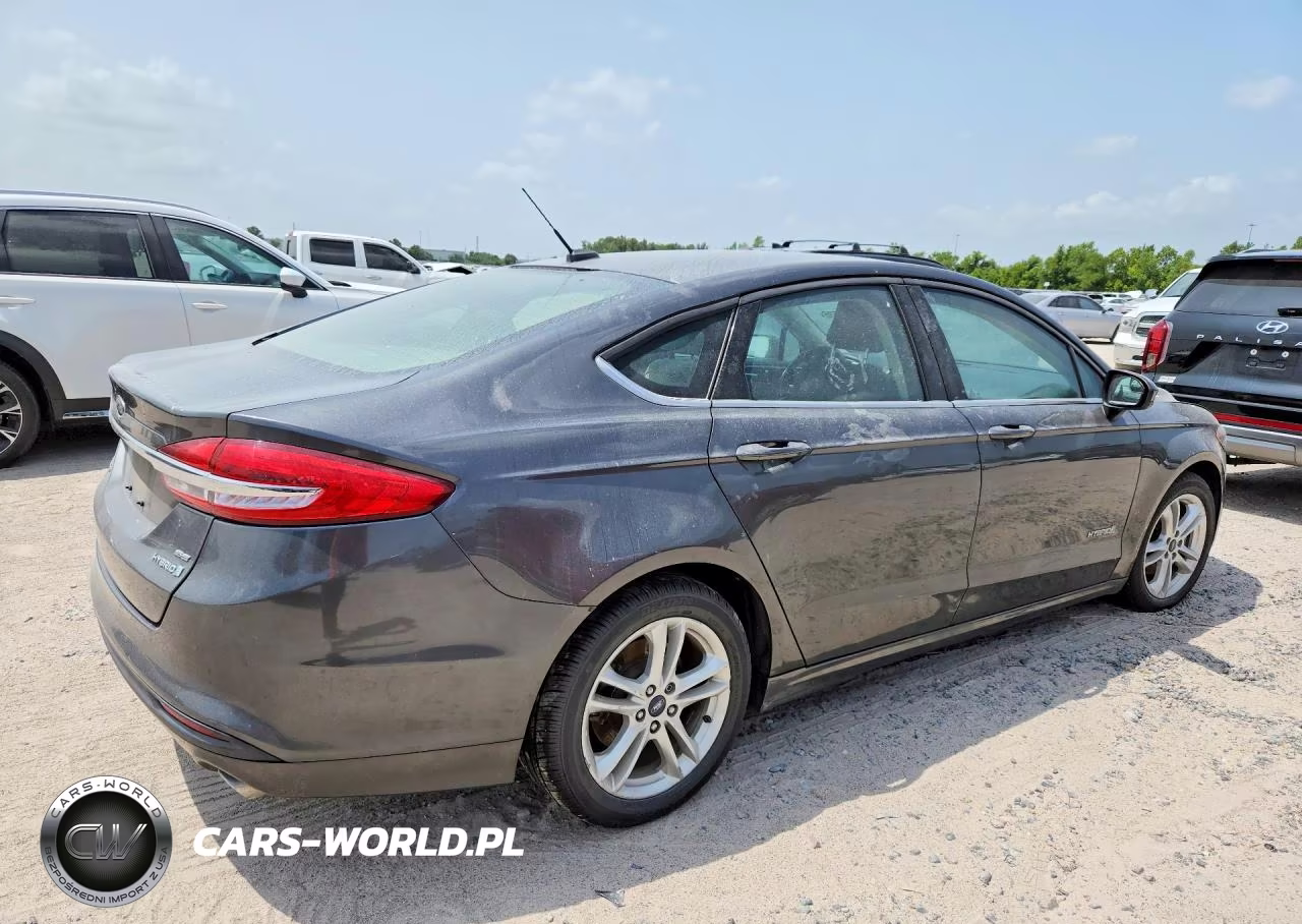 2018 Ford Fusion Se Hybrid VIN:3FA6P0LU1JR197160 - 3