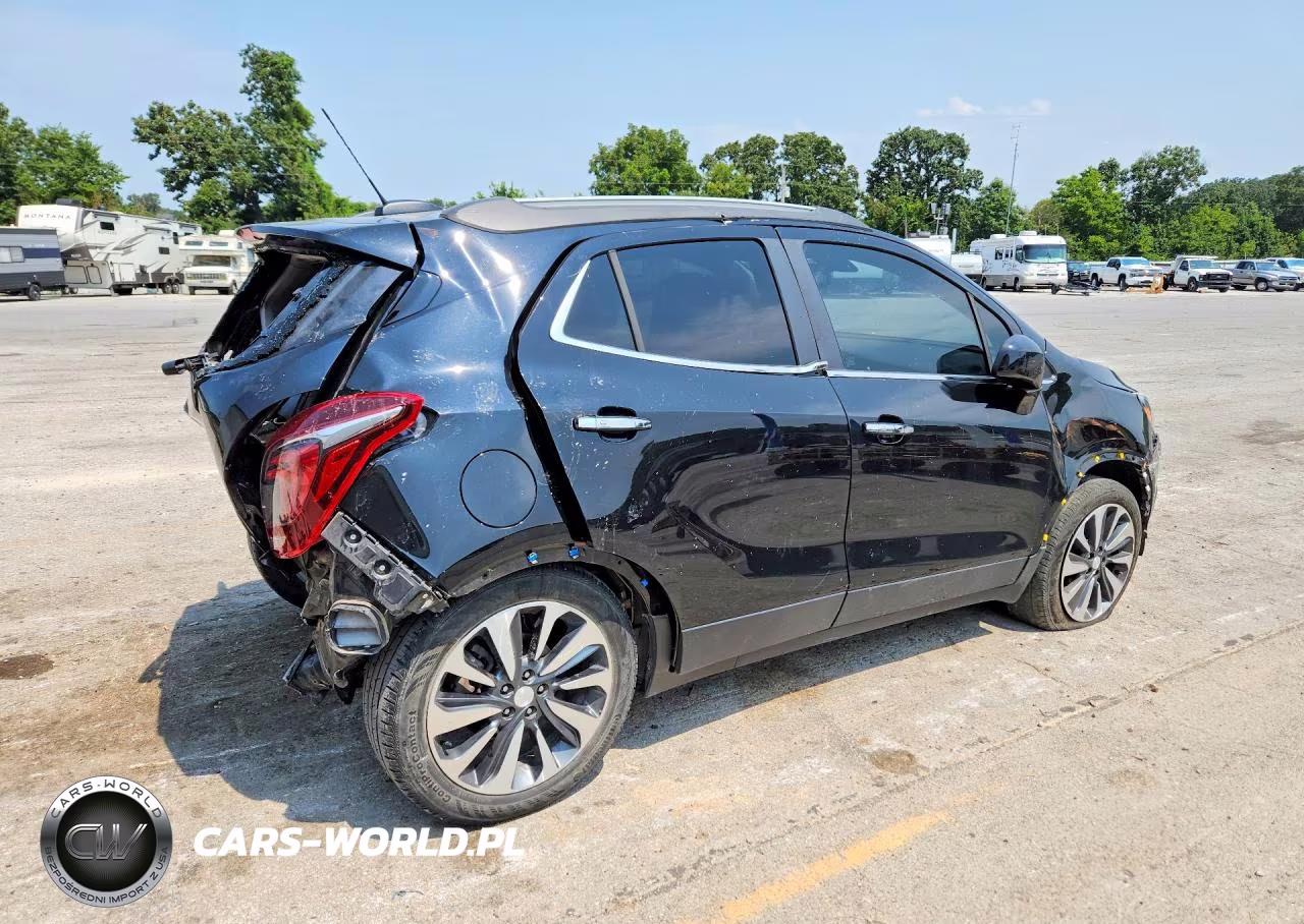 2022 Buick Encore Preferred VIN:KL4CJASM6NB511184 - 3