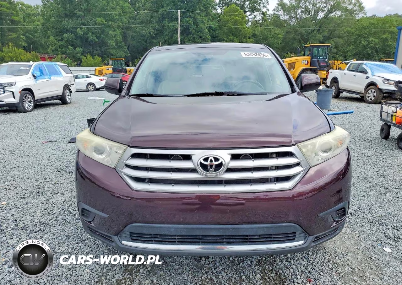 2013 Toyota Highlander Base VIN:5TDBK3EH9DS189818 - 5