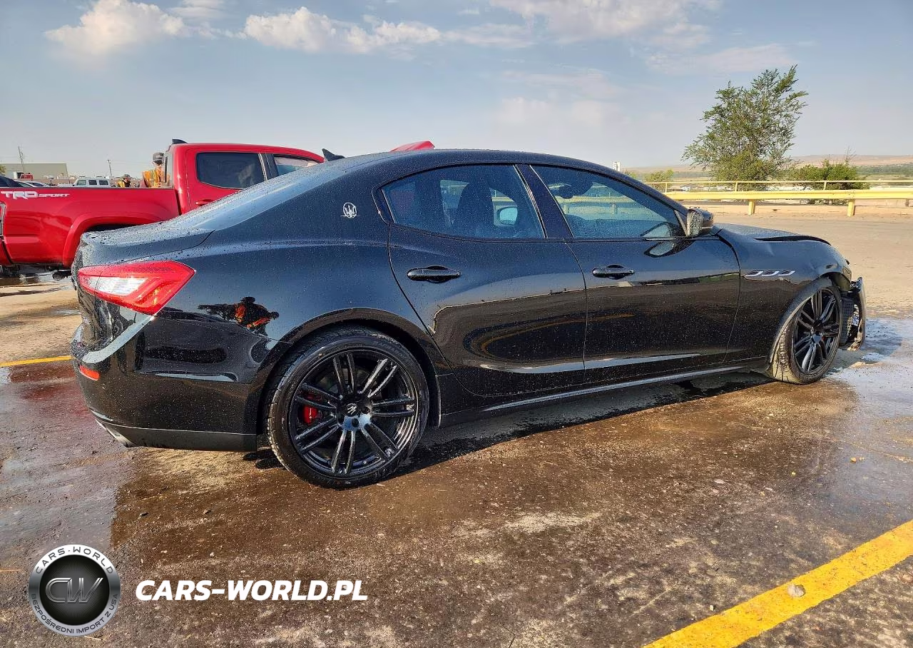 2017 Maserati Ghibli Sport VIN:ZAM57XSS9H1249763 - 3