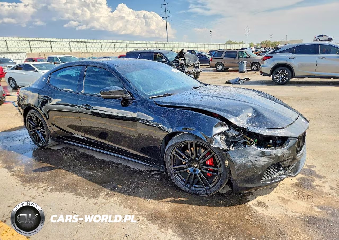 2017 Maserati Ghibli Sport VIN:ZAM57XSS9H1249763 - 4