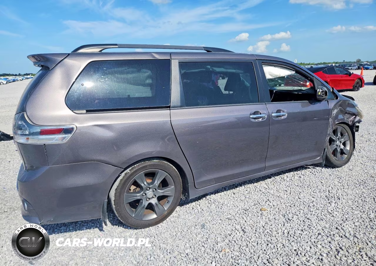 2016 Toyota Sienna Se VIN:5TDXK3DC3GS732080 - 3