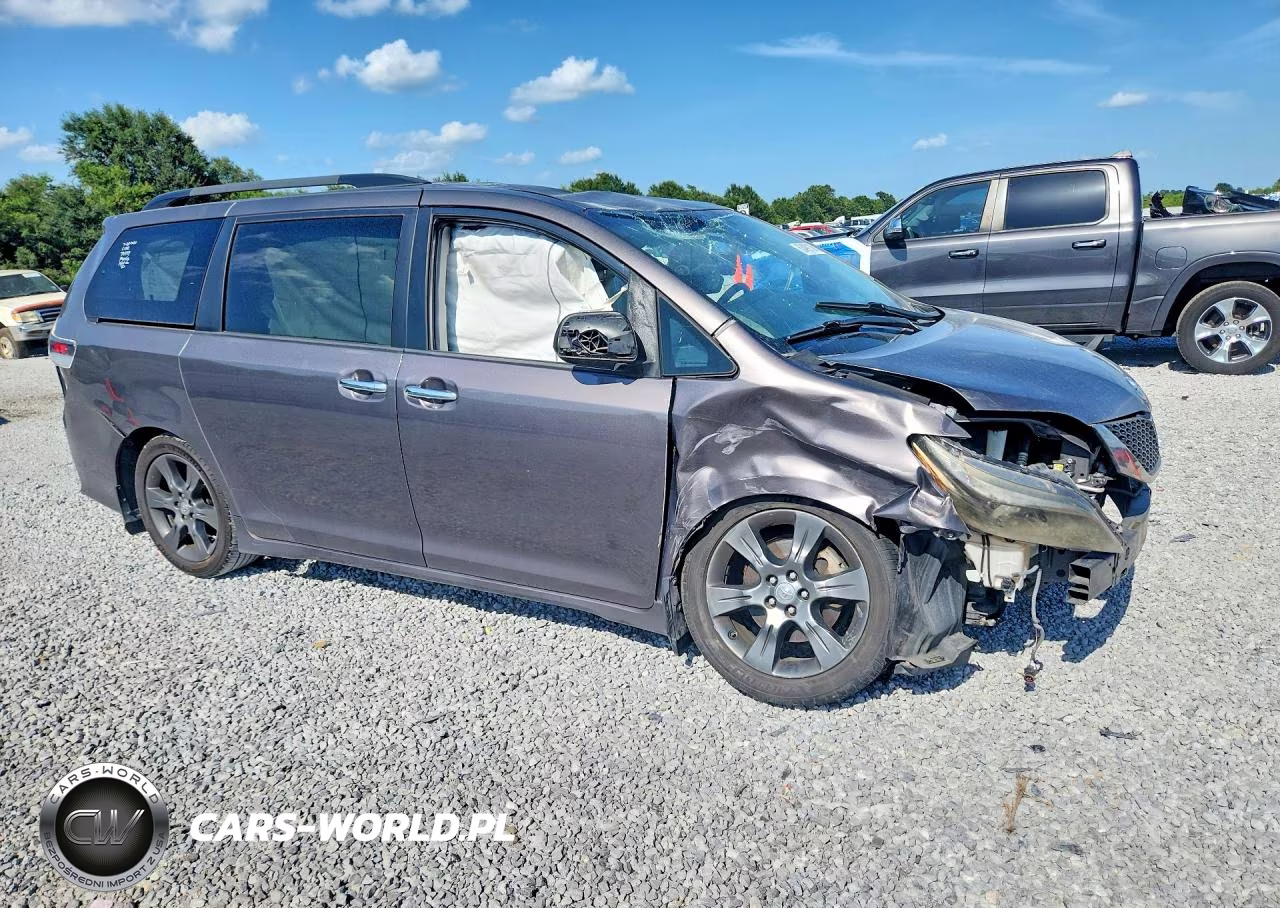 2016 Toyota Sienna Se VIN:5TDXK3DC3GS732080 - 4