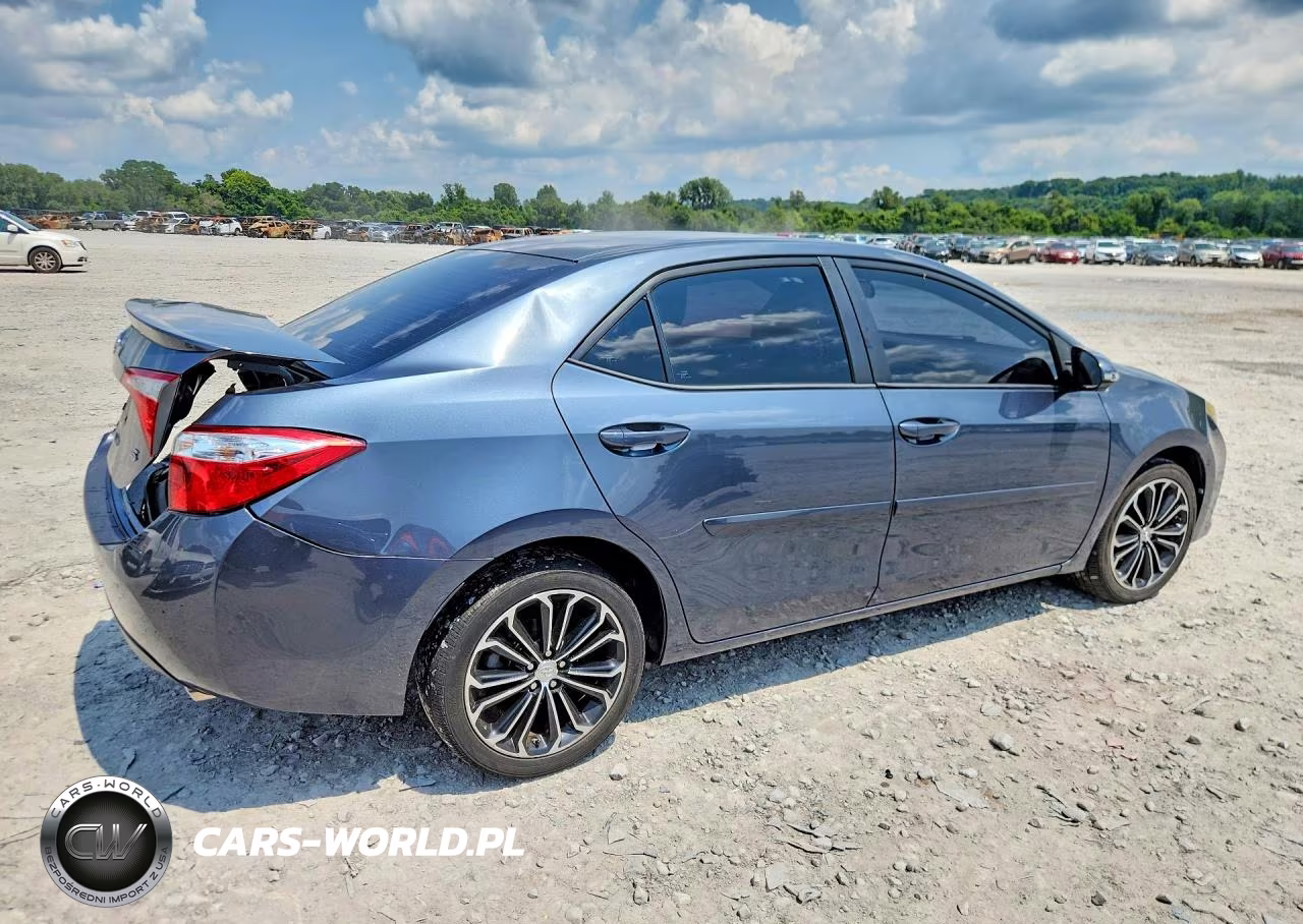 2015 Toyota Corolla S Plus VIN:2T1BURHE1FC448764 - 3