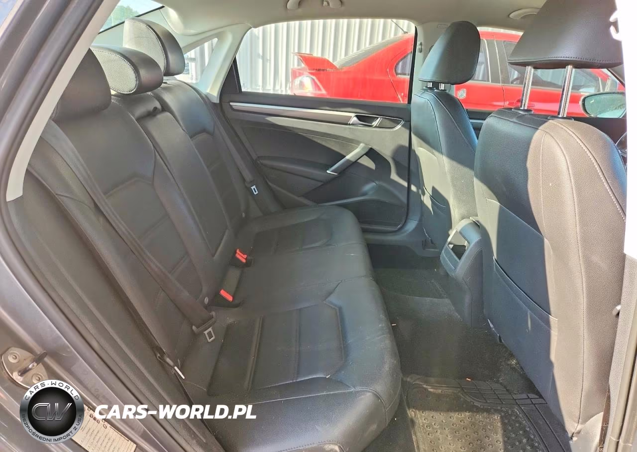 2018 Volkswagen Passat S VIN:1VWAA7A34JC000342 - 10