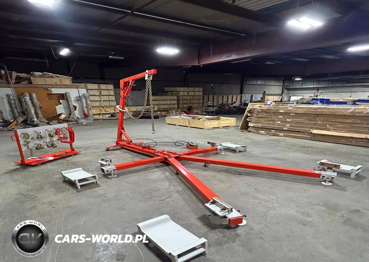 2004, 4 Clamp Puller With Roof + Pump + Tools