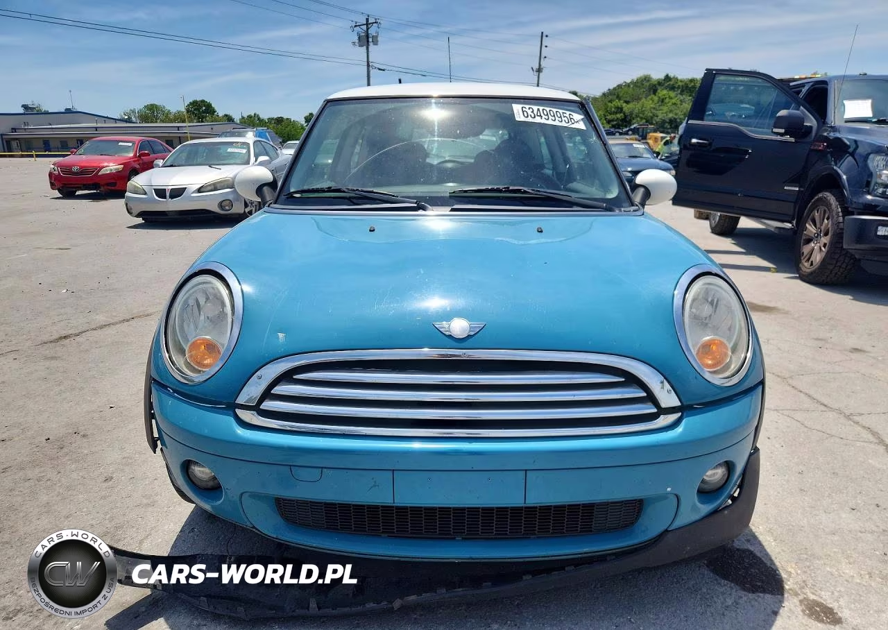 2010 Mini Cooper VIN:WMWMF3C53ATZ22039 - 5