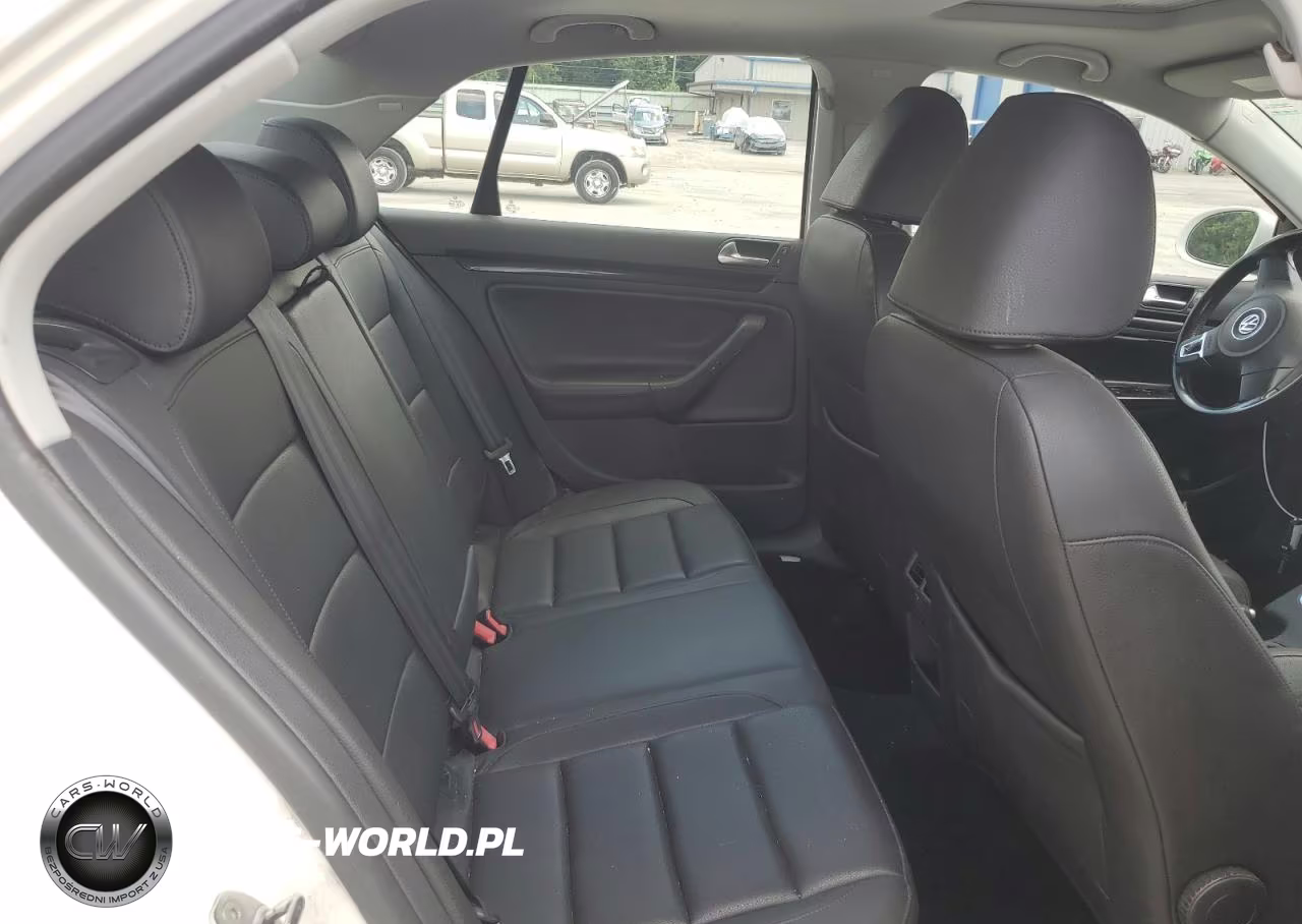 2010 Volkswagen Jetta Se VIN:3VWRZ7AJ1AM037017 - 10