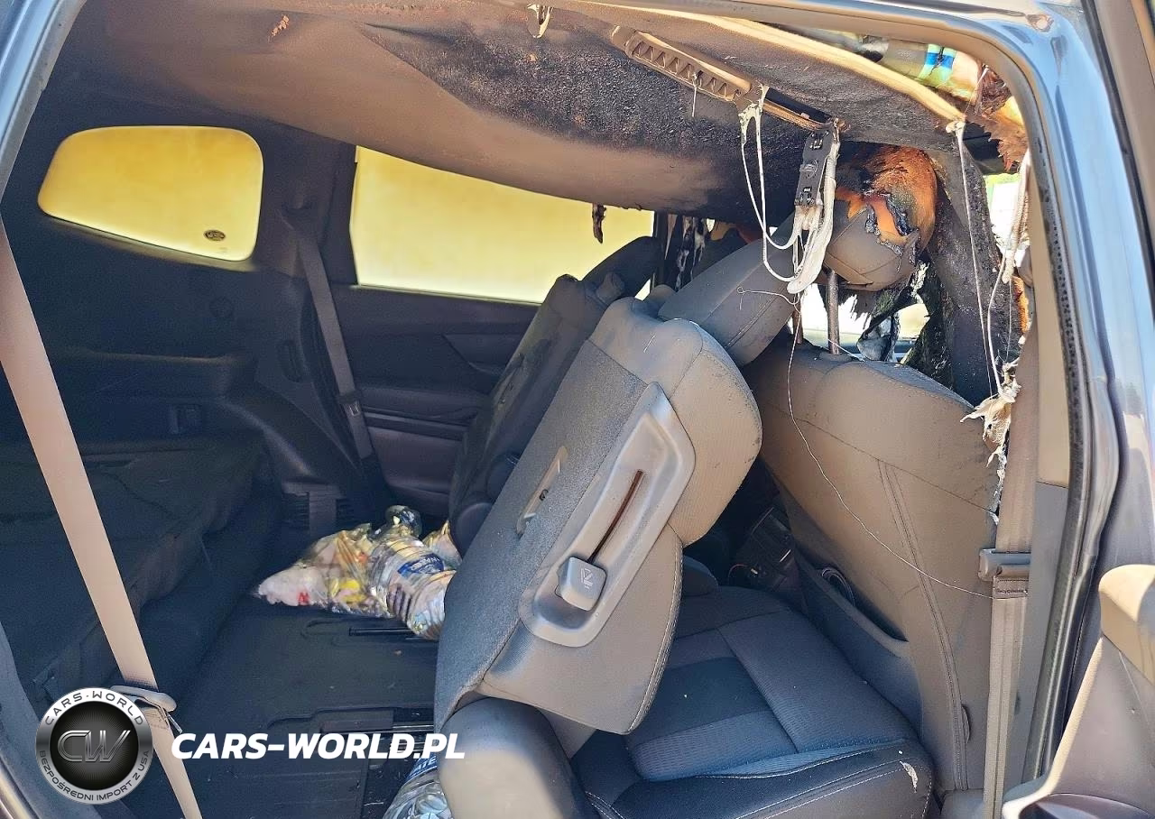 2024 Subaru Ascent Premium VIN:4S4WMAEDXR3411784 - 11