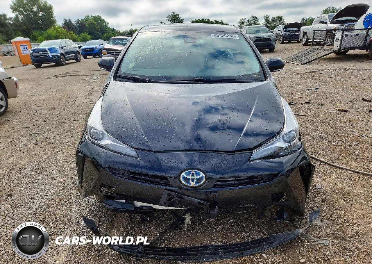 2021 Toyota Prius Le VIN:JTDKAMFU0M3128220 - 5