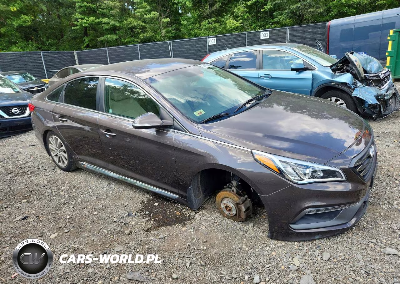 2017 Hyundai Sonata Sport VIN:5NPE34AF1HH474223 - 4
