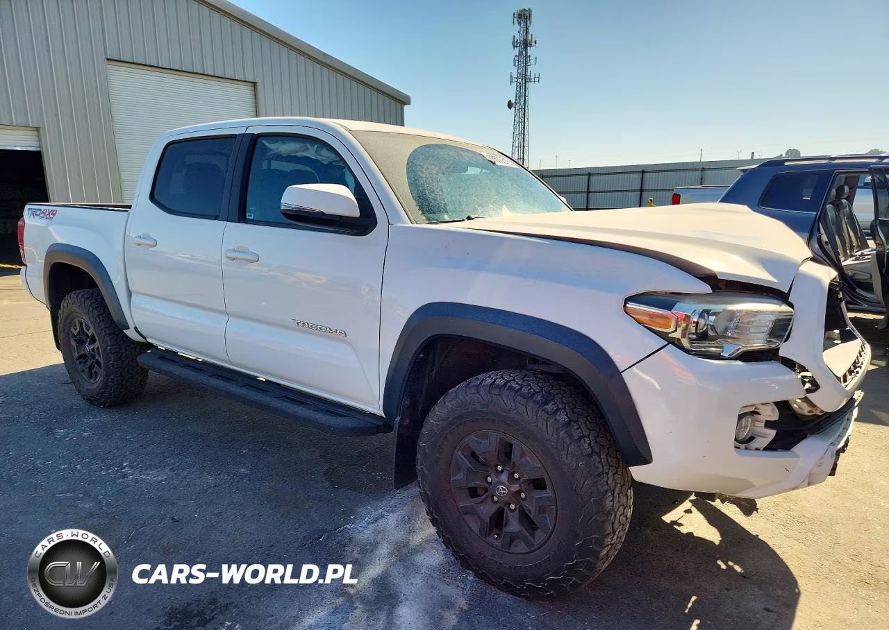 2017 Toyota Tacoma Trd Off Road VIN:3TMCZ5AN2HM079786 - 4