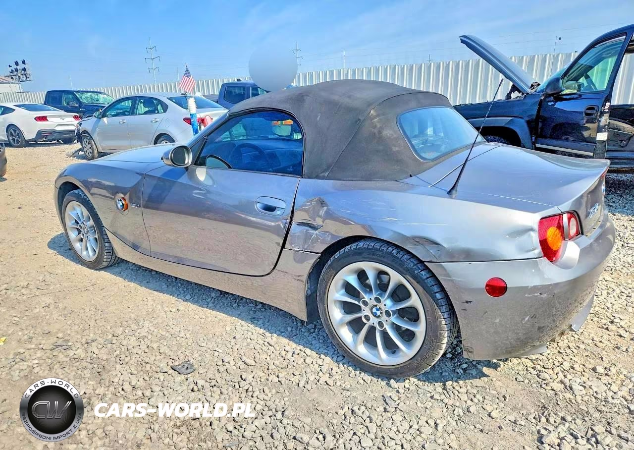 2003 BMW Z4 2.5 VIN:4USBT33493LR62732 - 2