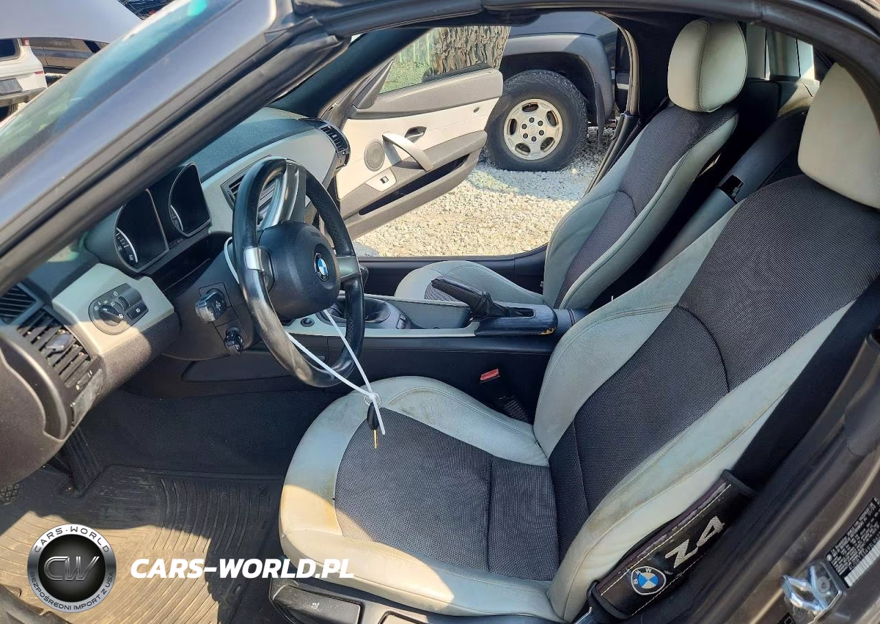 2003 BMW Z4 2.5 VIN:4USBT33493LR62732 - 7