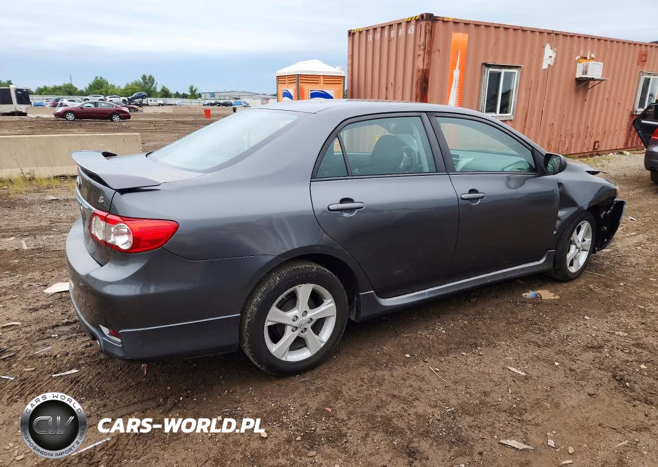 2013 Toyota Corolla S VIN:2T1BU4EE7DC110774 - 3
