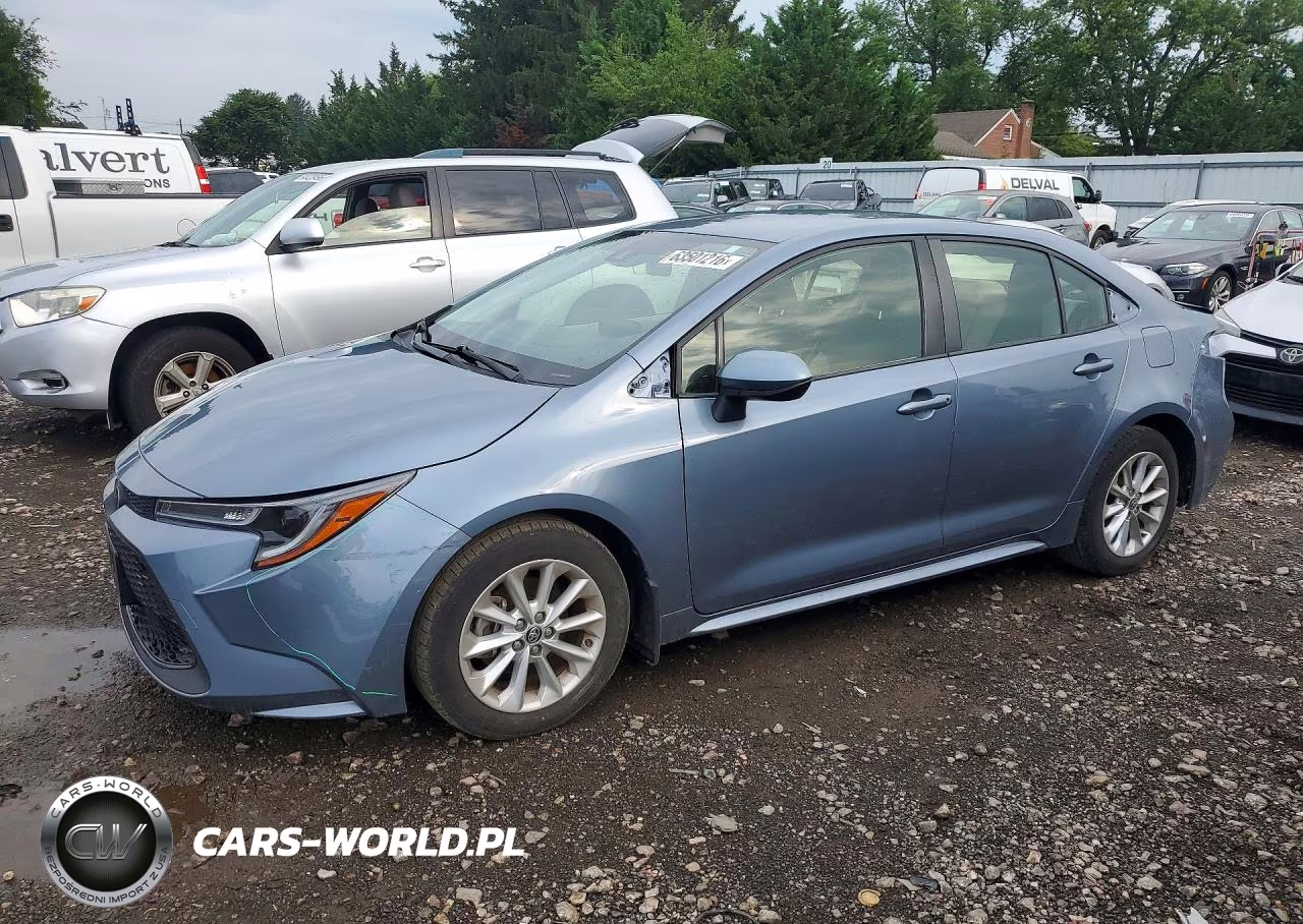 2022 Toyota Corolla Le – zdjęcie 1 z 13