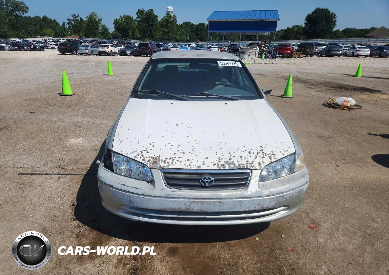 2000 Toyota Camry Le VIN:4T1BG22K7YU013861 - 5