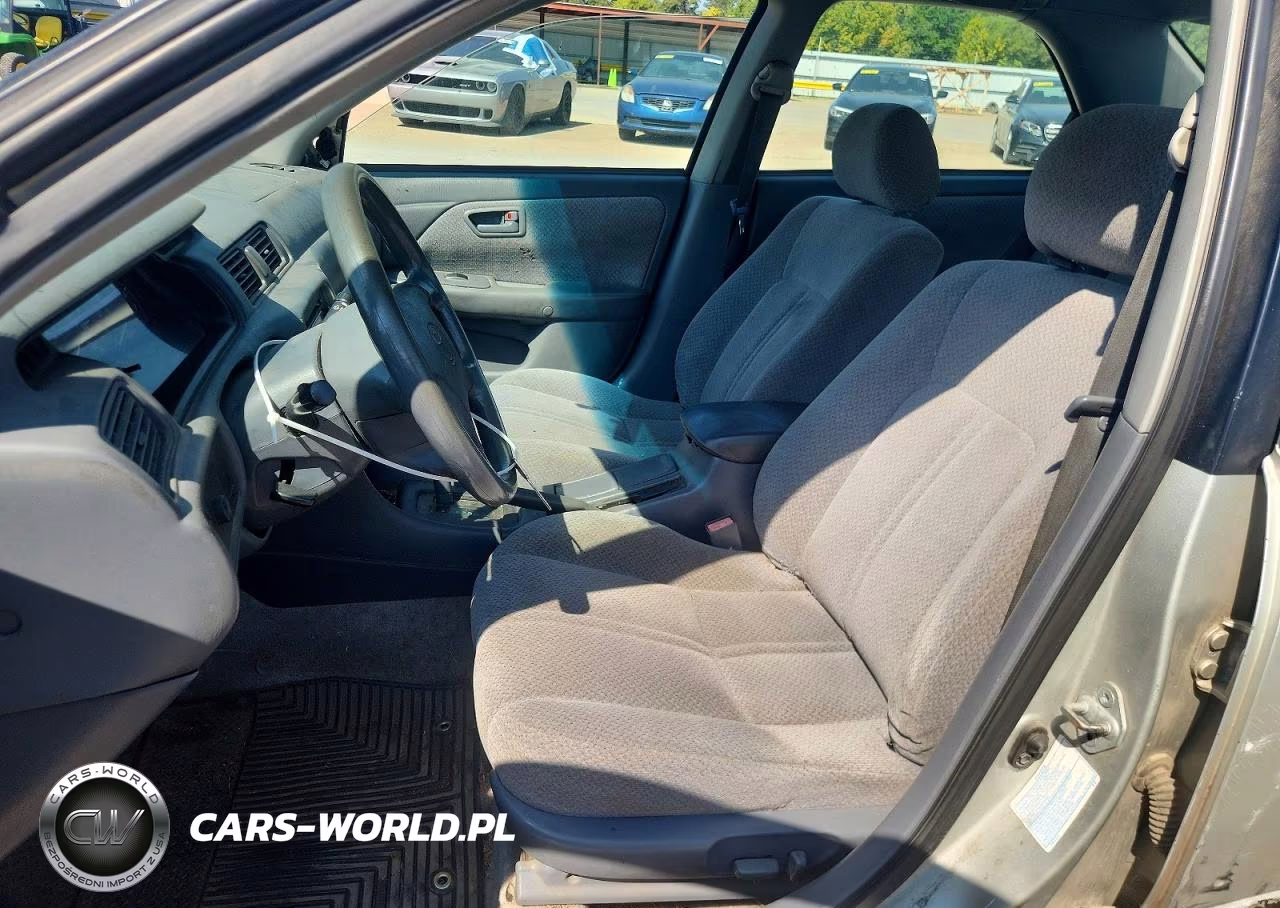 2000 Toyota Camry Le VIN:4T1BG22K7YU013861 - 7