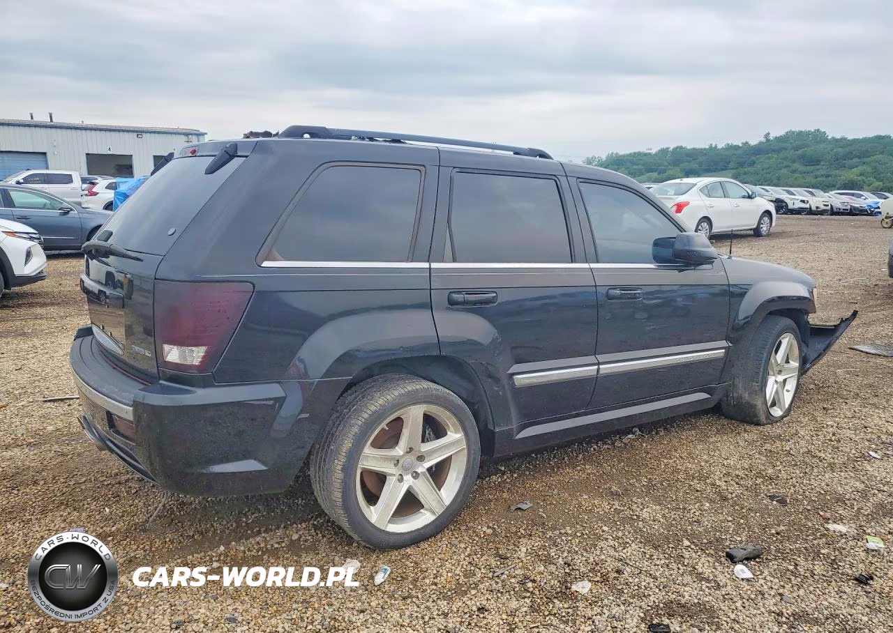2007 Jeep Grand Cherokee Srt-8 VIN:1J8HR78357C652114 - 3