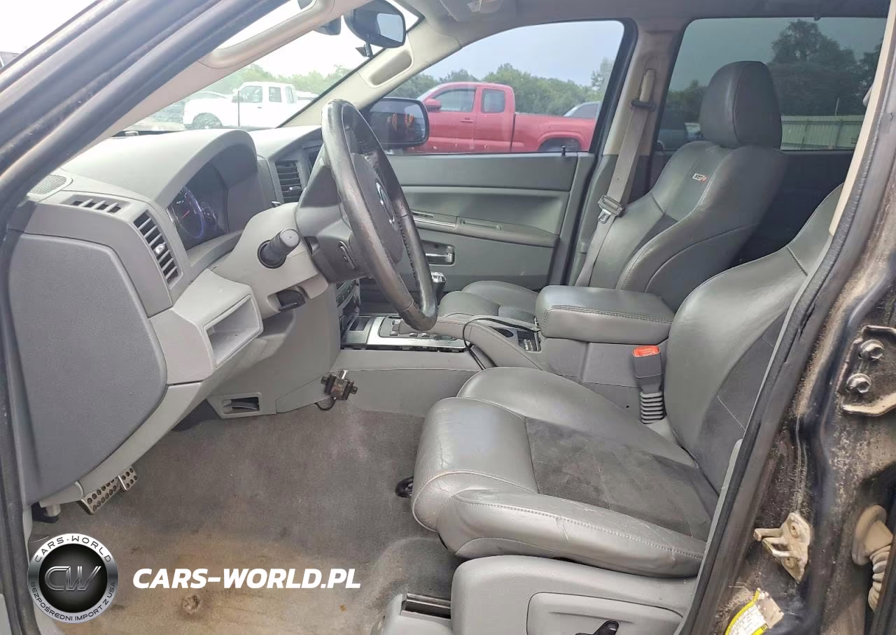 2007 Jeep Grand Cherokee Srt-8 VIN:1J8HR78357C652114 - 7