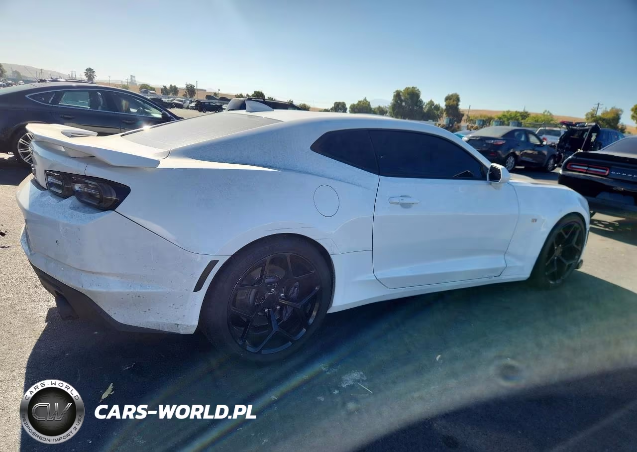 2019 Chevrolet Camaro Ss VIN:1G1FH1R73K0103904 - 3