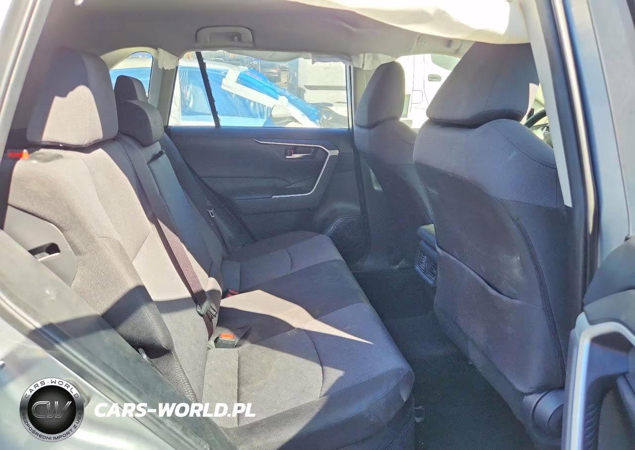 2025 Toyota Rav4 Hybrid Xle VIN:JTMRWRFV6SJ065140 - 11