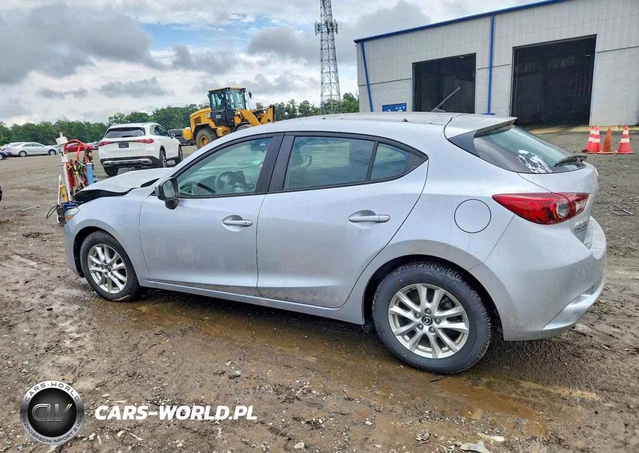 2018 Mazda 3 Sport VIN:3MZBN1K77JM231354 - 2
