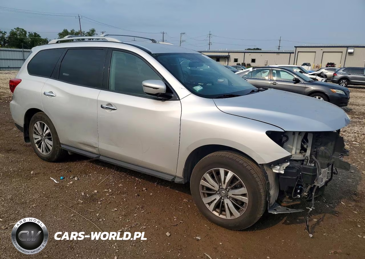 2018 Nissan Pathfinder S VIN:5N1DR2MM8JC628576 - 4