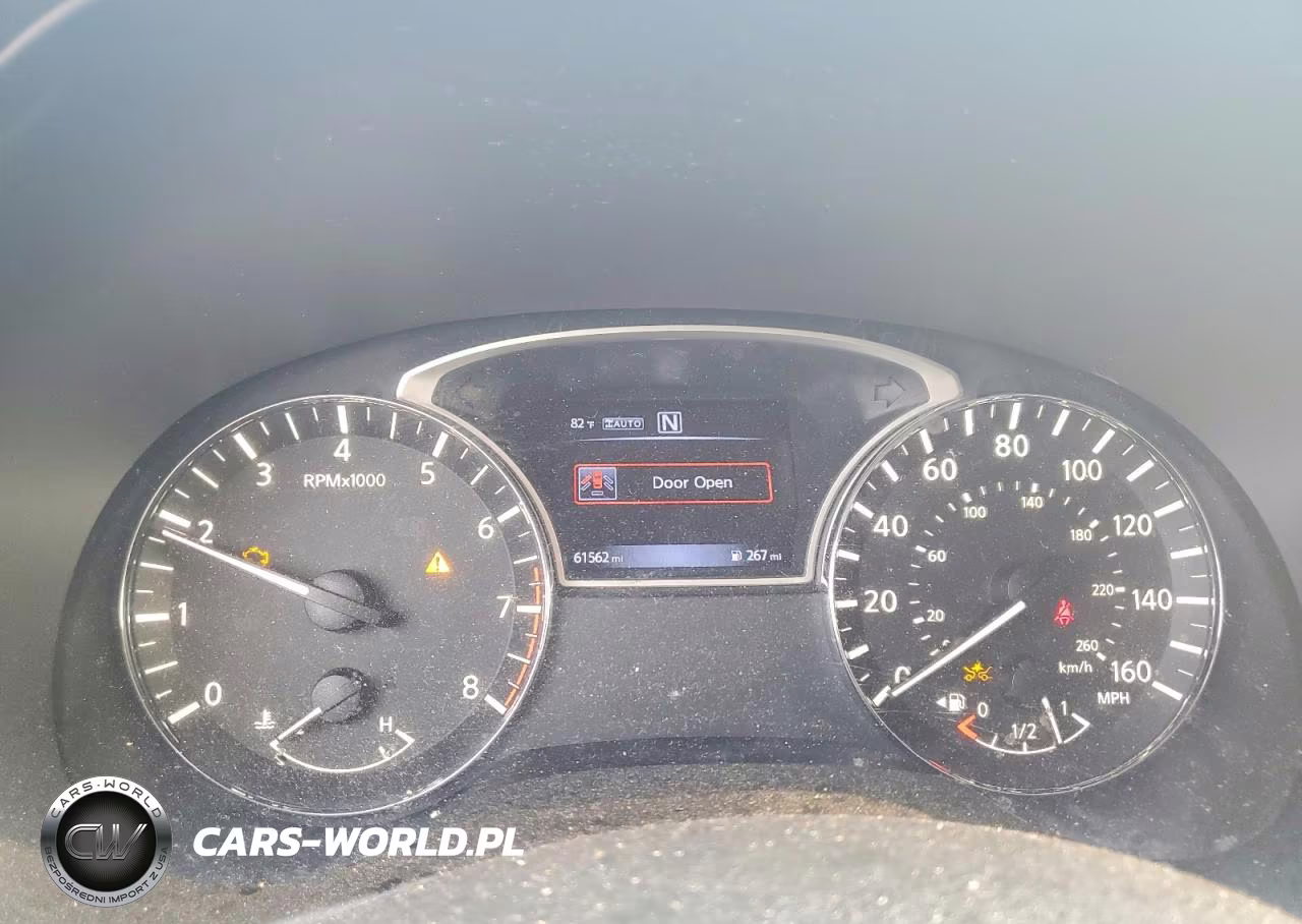 2018 Nissan Pathfinder S VIN:5N1DR2MM8JC628576 - 9