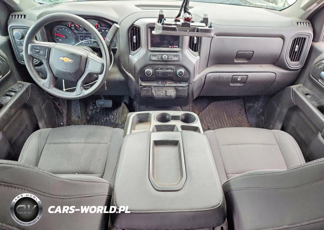 2021 Chevrolet Silverado K1500 Custom VIN:3GCUYBEF8MG143203 - 8