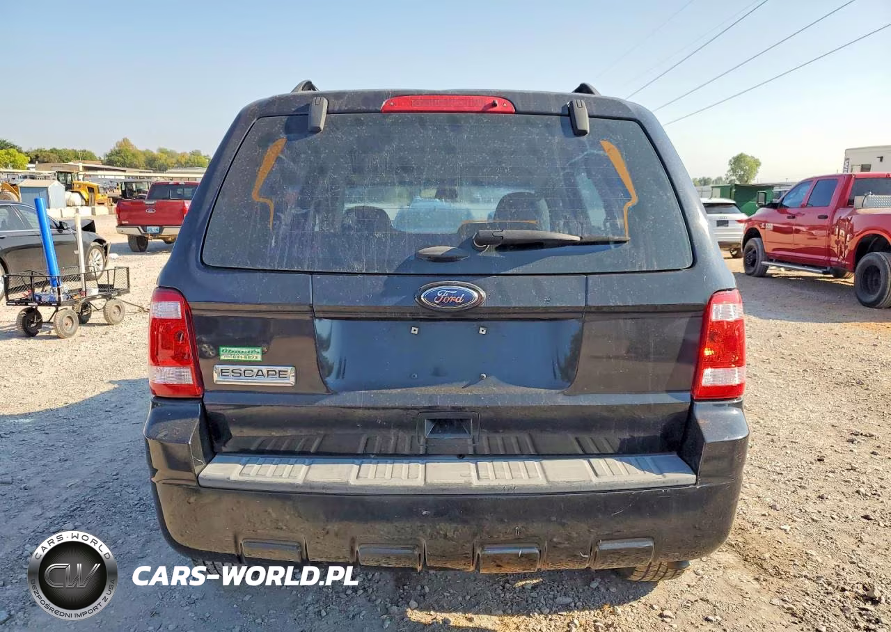 2011 Ford Escape Xls VIN:1FMCU0C73BKC29415 - 6