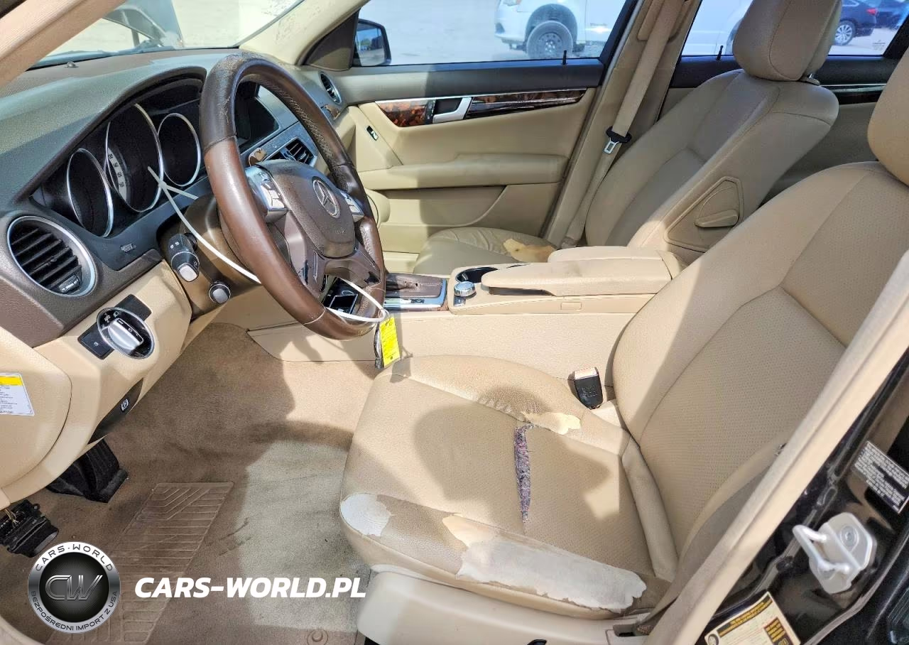 2013 Mercedes-Benz C 250 VIN:WDDGF4HB3DR270535 - 7